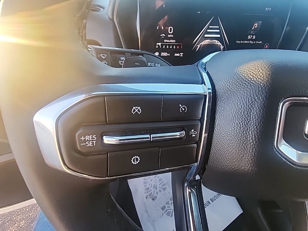 Used 2025 GMC Terrain Elevation image 17