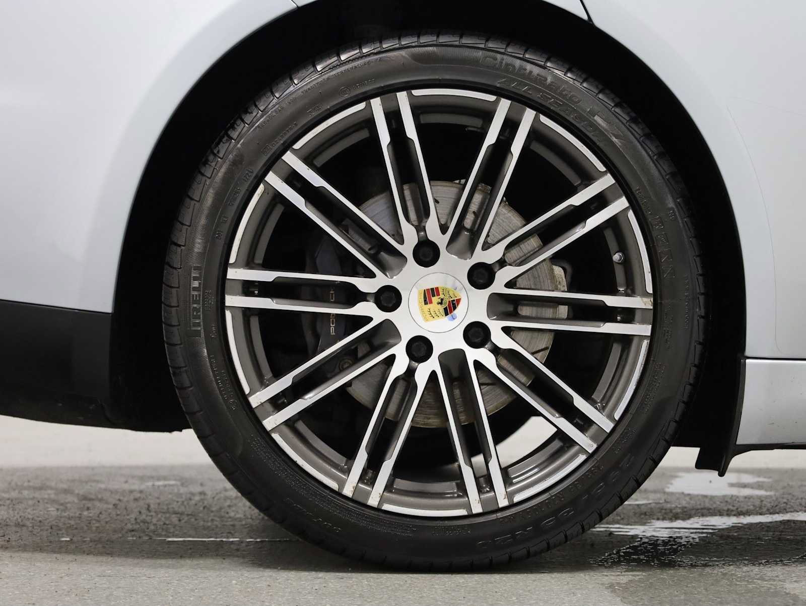 Used 2016 Porsche Panamera Edition RWD image 37