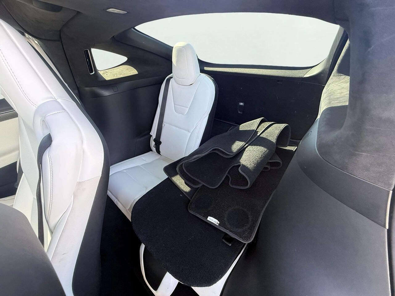 Used 2017 Tesla Model X 75D AWD/4WD image 13