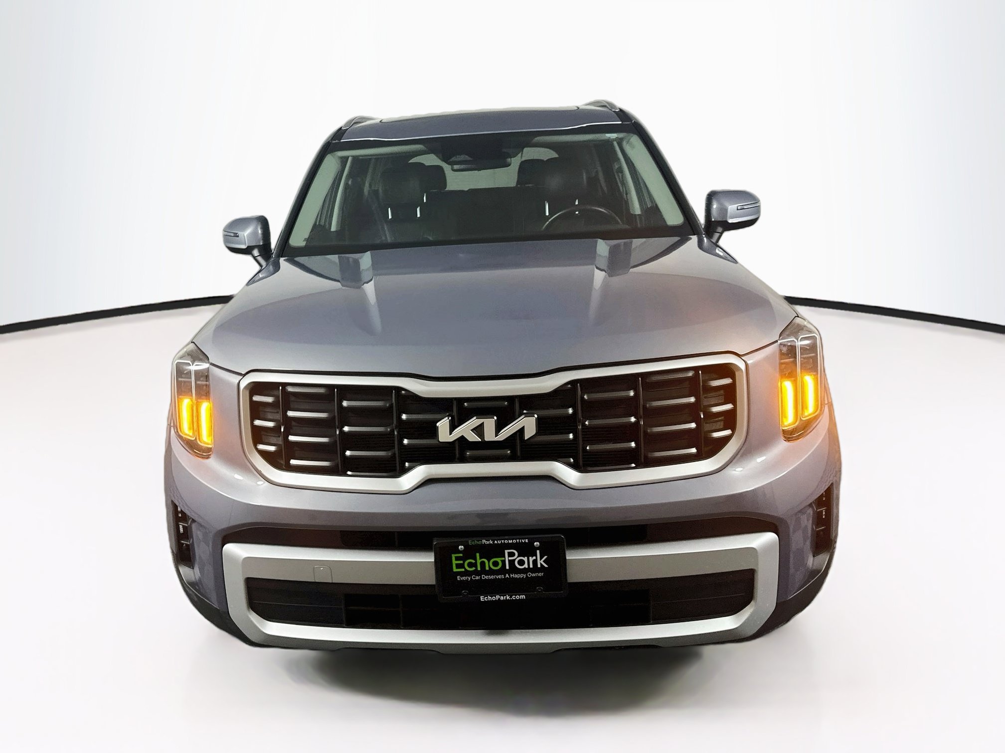 Used 2025 Kia Telluride S FWD image 2