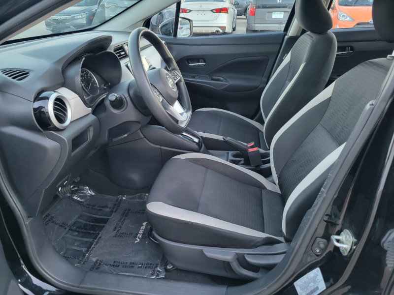 Used 2021 Nissan Versa SV FWD image 18