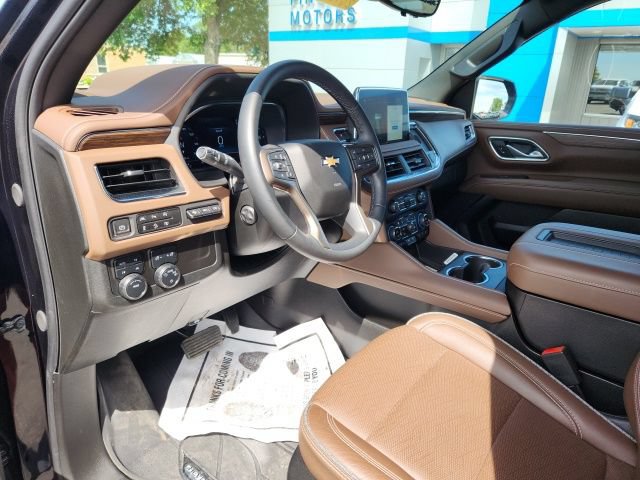 Used 2024 Chevrolet Tahoe High Country AWD/4WD image 25