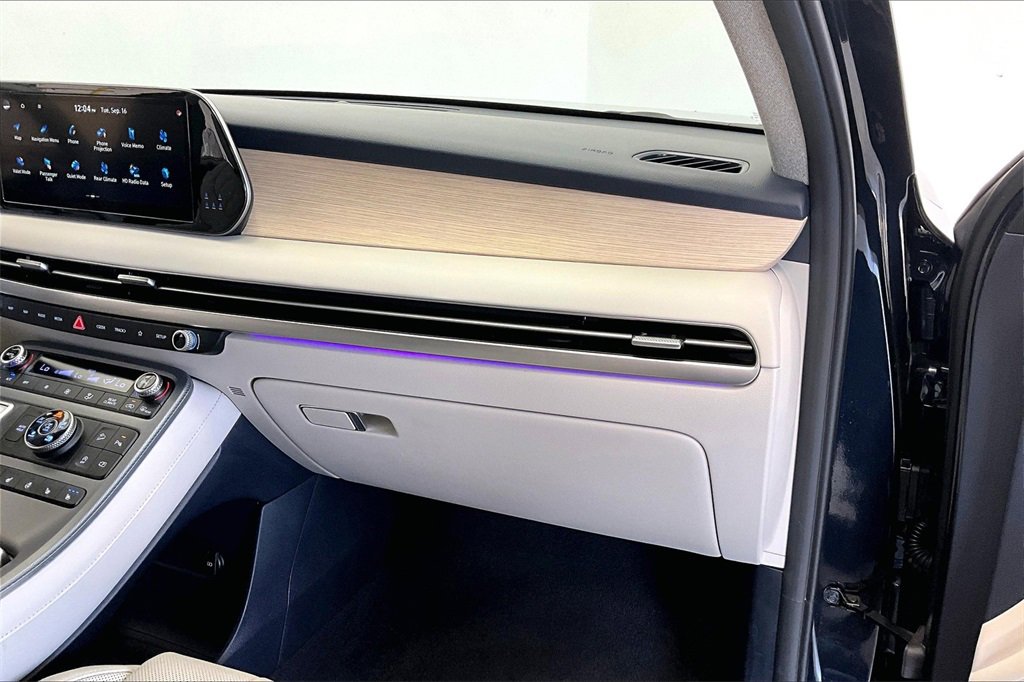 Used 2024 Hyundai Palisade Limited image 16