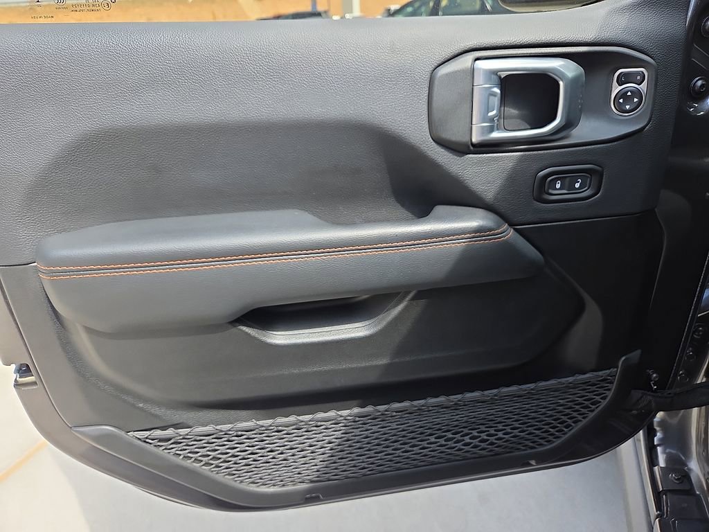 Used 2023 Jeep Gladiator Mojave w/ LED Lighting Group image 15