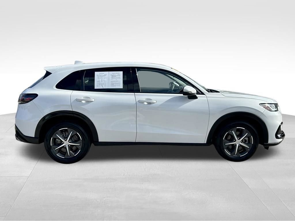 Used 2023 Honda HR-V EX-L image 4