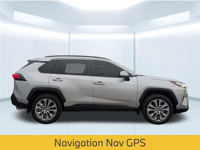 Used 2024 Toyota RAV4 XLE Premium image 8