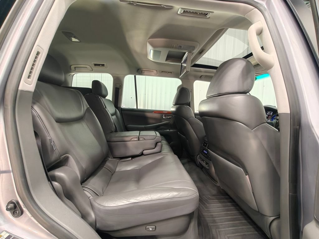 Used 2008 Lexus LX 570 4WD image 24