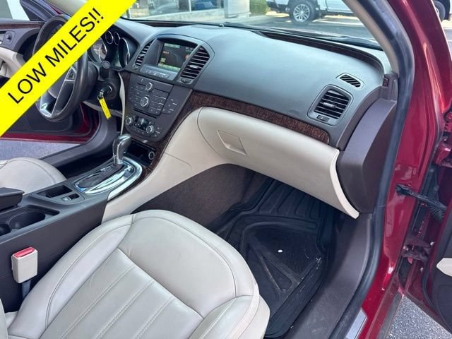 Used 2012 Buick Regal Leather FWD image 21