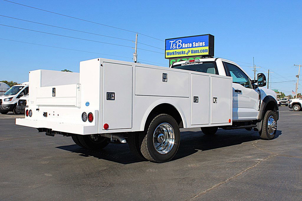 Used 2024 Ford F550 4x4 Regular Cab Super Duty image 5