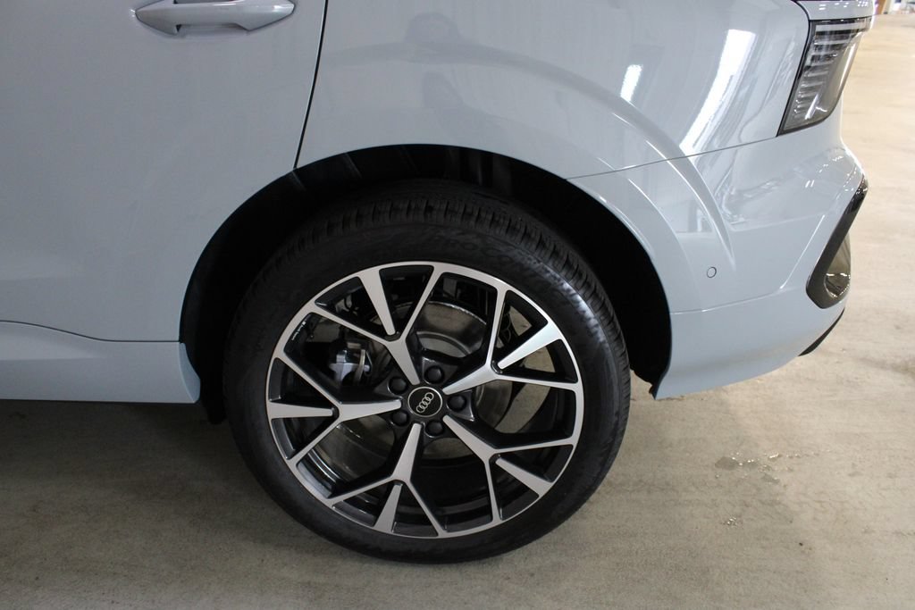 New 2026 Audi Q3 quattro 2.0T AWD/4WD image 29