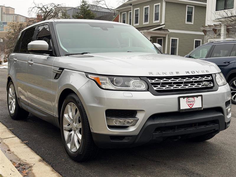 Used 2016 Land Rover Range Rover Sport HSE AWD/4WD image 4