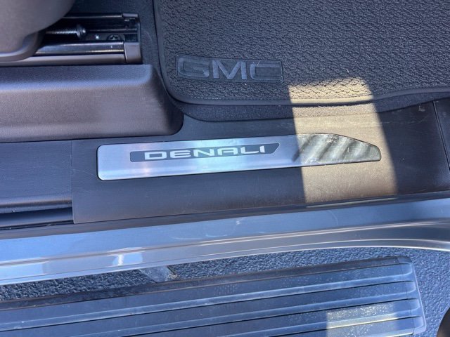 Used 2024 GMC Sierra 1500 Denali AWD/4WD image 18
