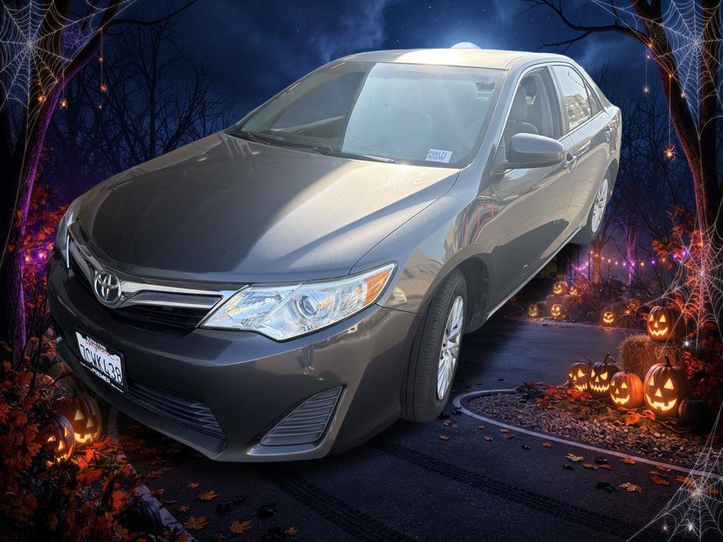 Used 2014 Toyota Camry LE FWD 360° Tour