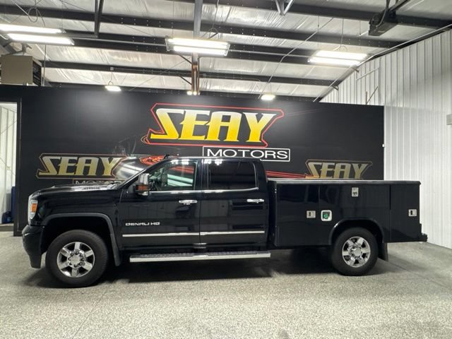 Used 2017 GMC Sierra 3500 Denali w/ Duramax Plus Package AWD/4WD image 2