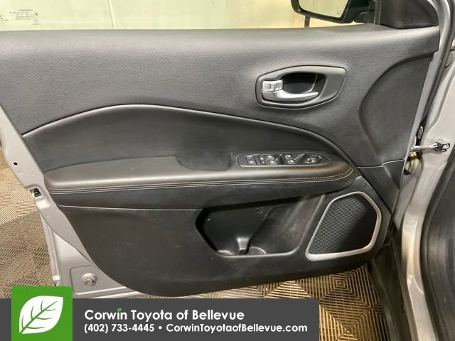 Used 2019 Jeep Compass Latitude w/ Popular Equipment Group image 10