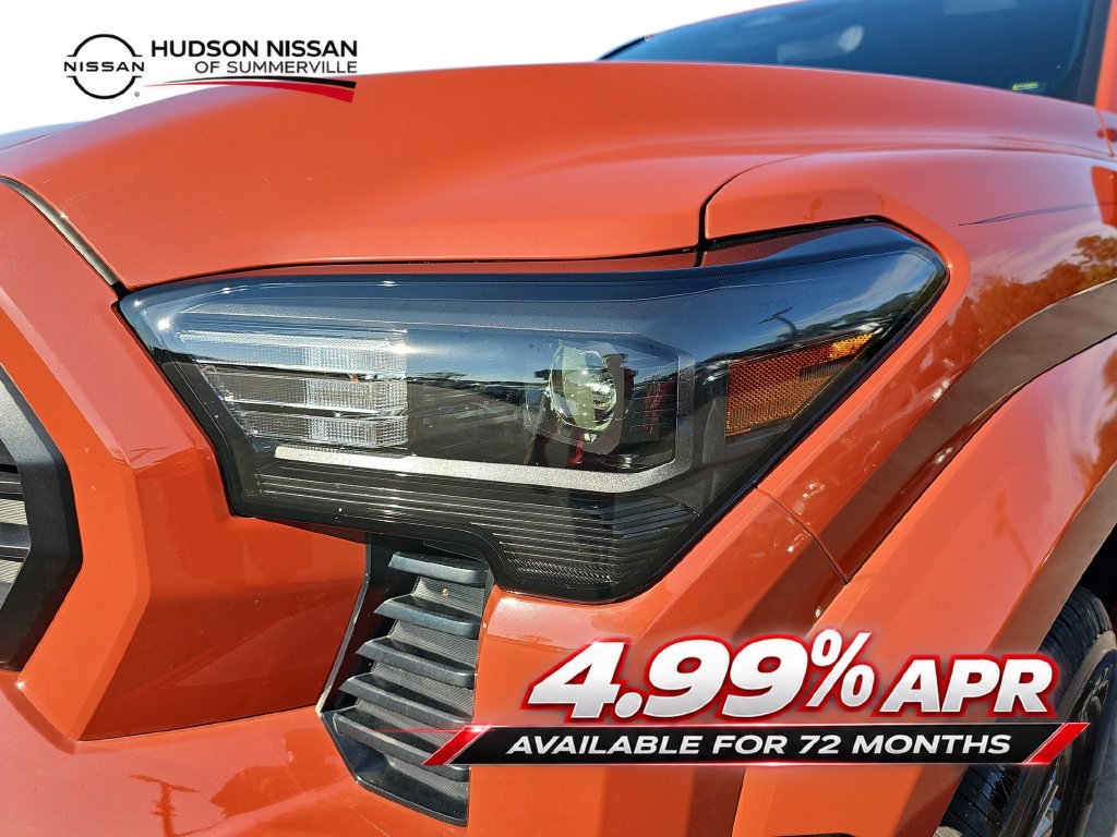 Used 2025 Toyota Tacoma TRD Sport AWD/4WD image 31