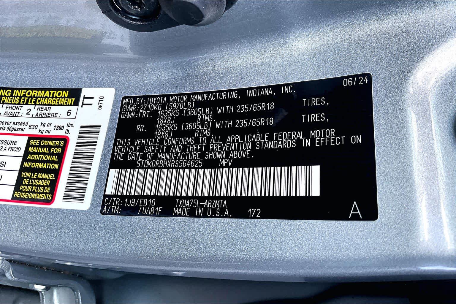 Used 2024 Toyota Highlander XLE AWD/4WD image 34