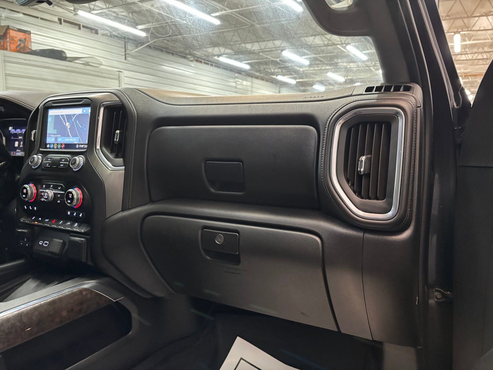 Used 2020 GMC Sierra 3500 Denali w/ Denali Ultimate Package image 32