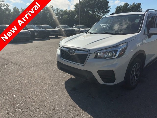 Used 2020 Subaru Forester Premium image 3