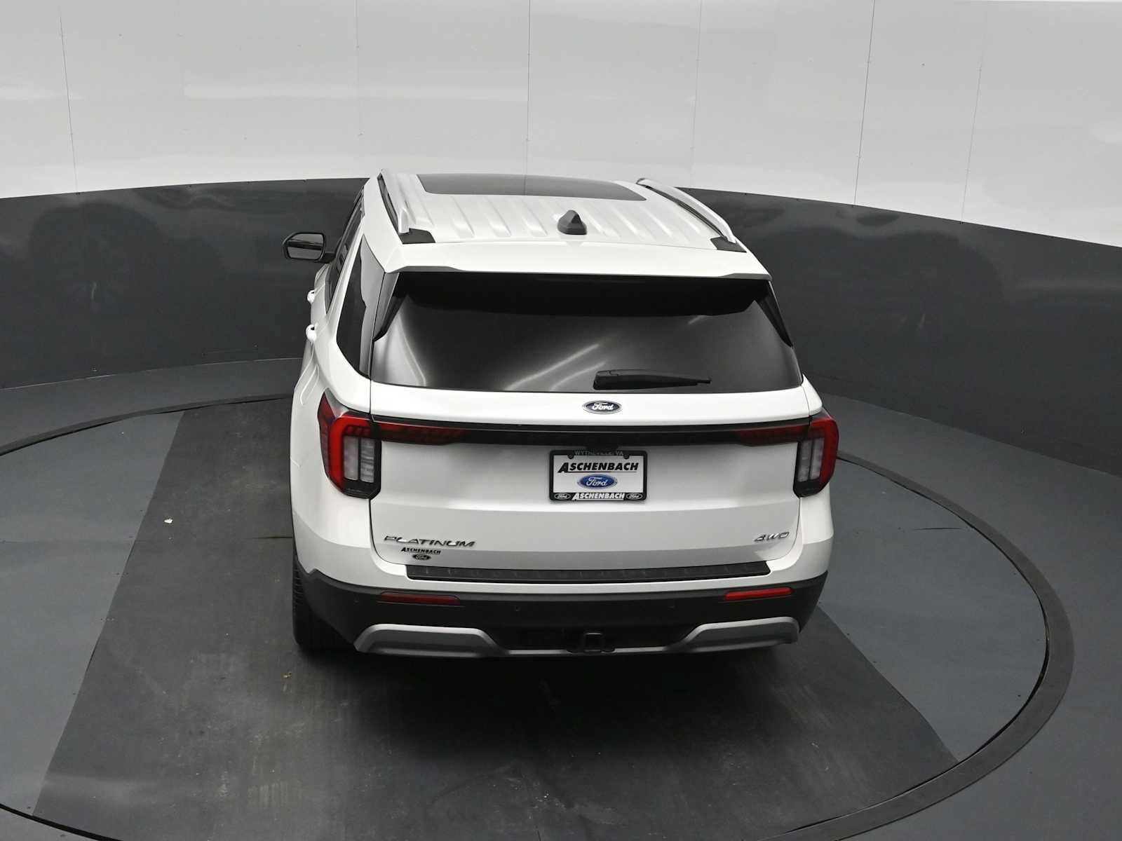 Certified 2026 Ford Explorer Platinum w/ LUX Leather Package AWD/4WD image 47