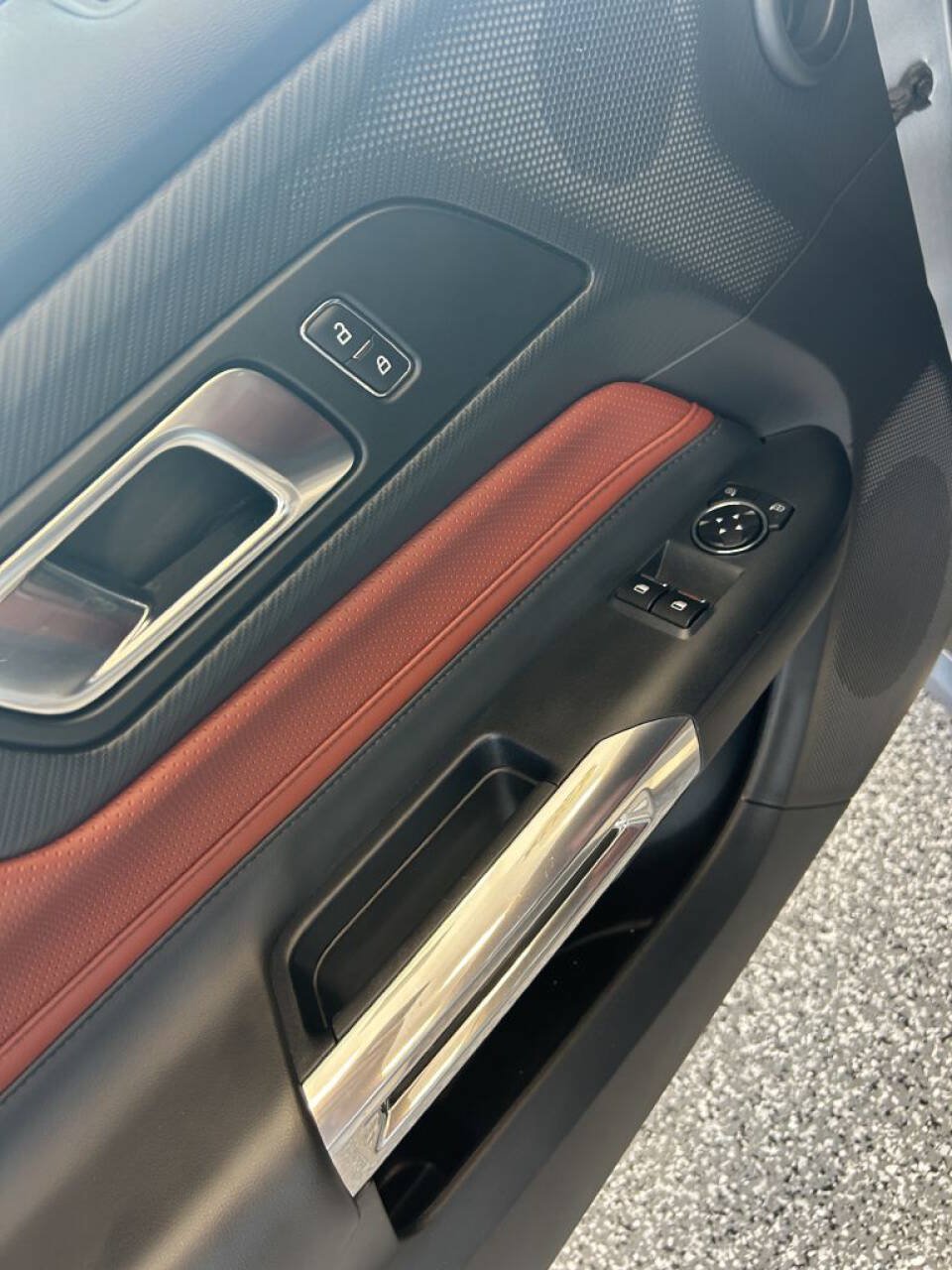 Used 2025 Ford Mustang GT Premium RWD image 10