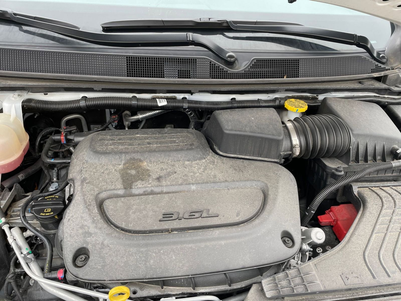 Used 2025 Chrysler Pacifica Select image 35