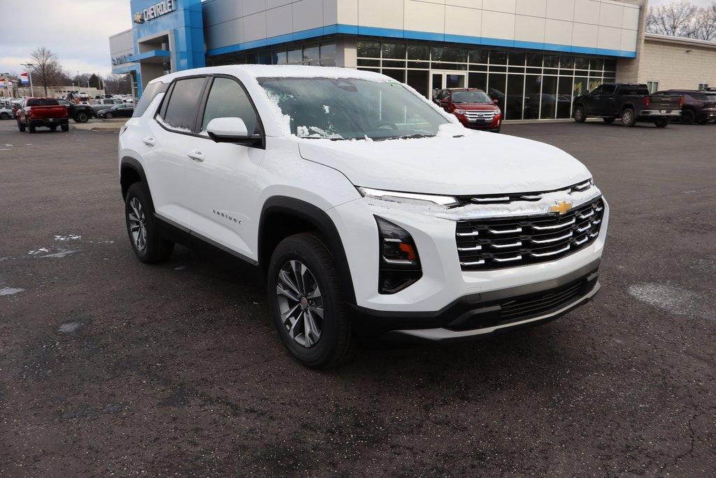 New 2026 Chevrolet Equinox LT w/ Safety and Technology Package image 2