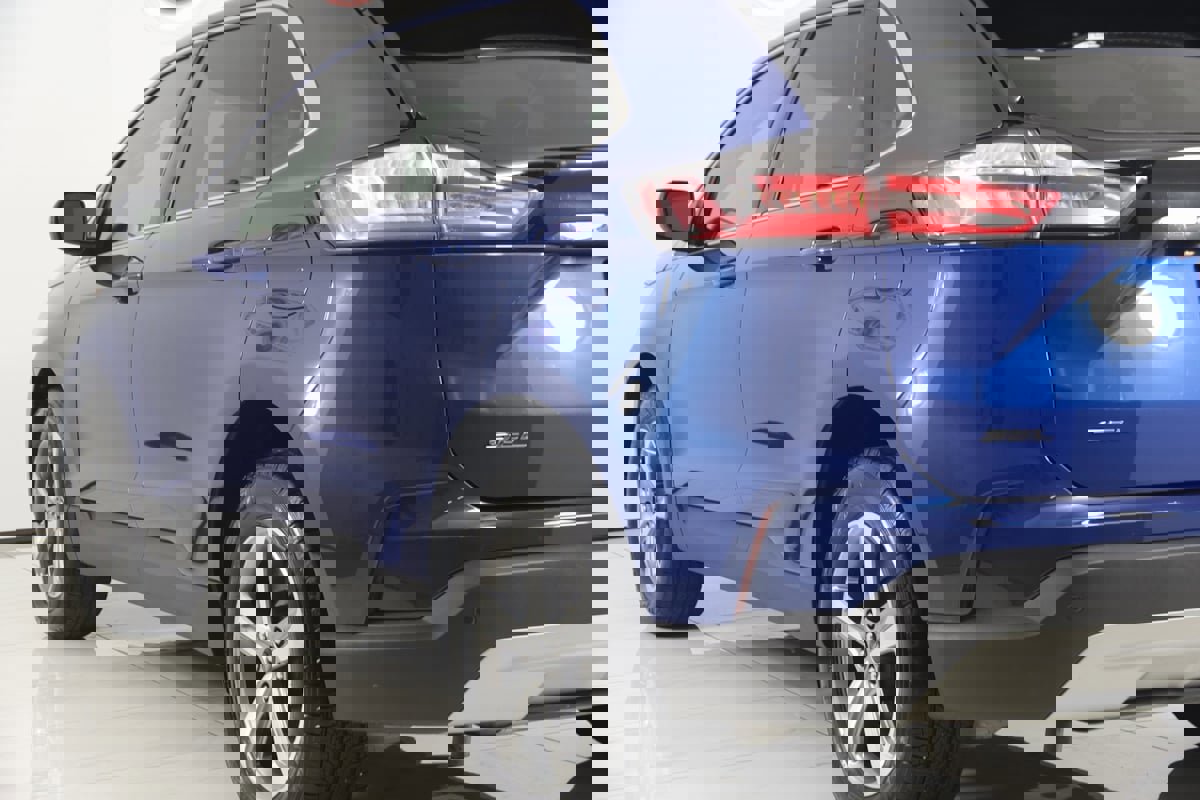 Used 2024 Ford Edge SEL w/ Convenience Package image 21