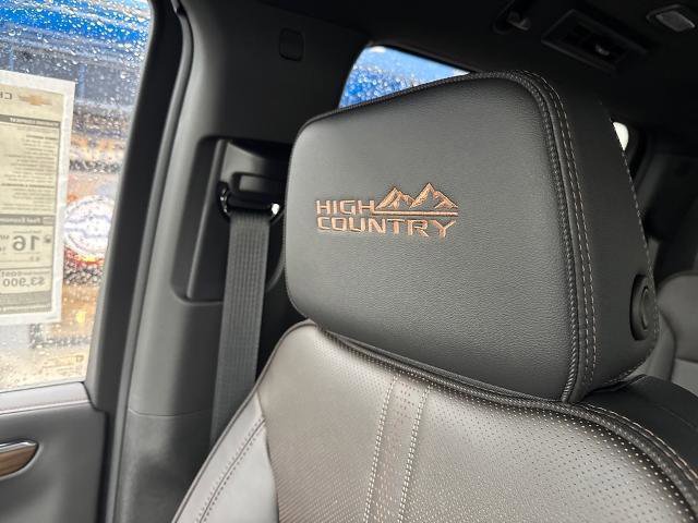 New 2026 Chevrolet Suburban High Country w/ Sun And Tow Package image 17