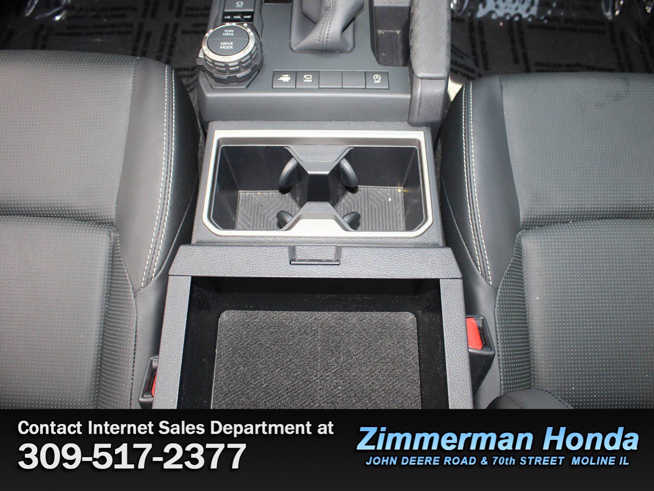 Used 2025 Toyota 4Runner Limited w/ Tow Technology Package AWD/4WD image 20