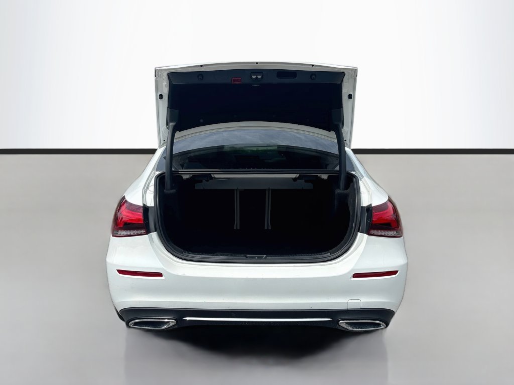 Used 2021 Mercedes-Benz A 220 image 8