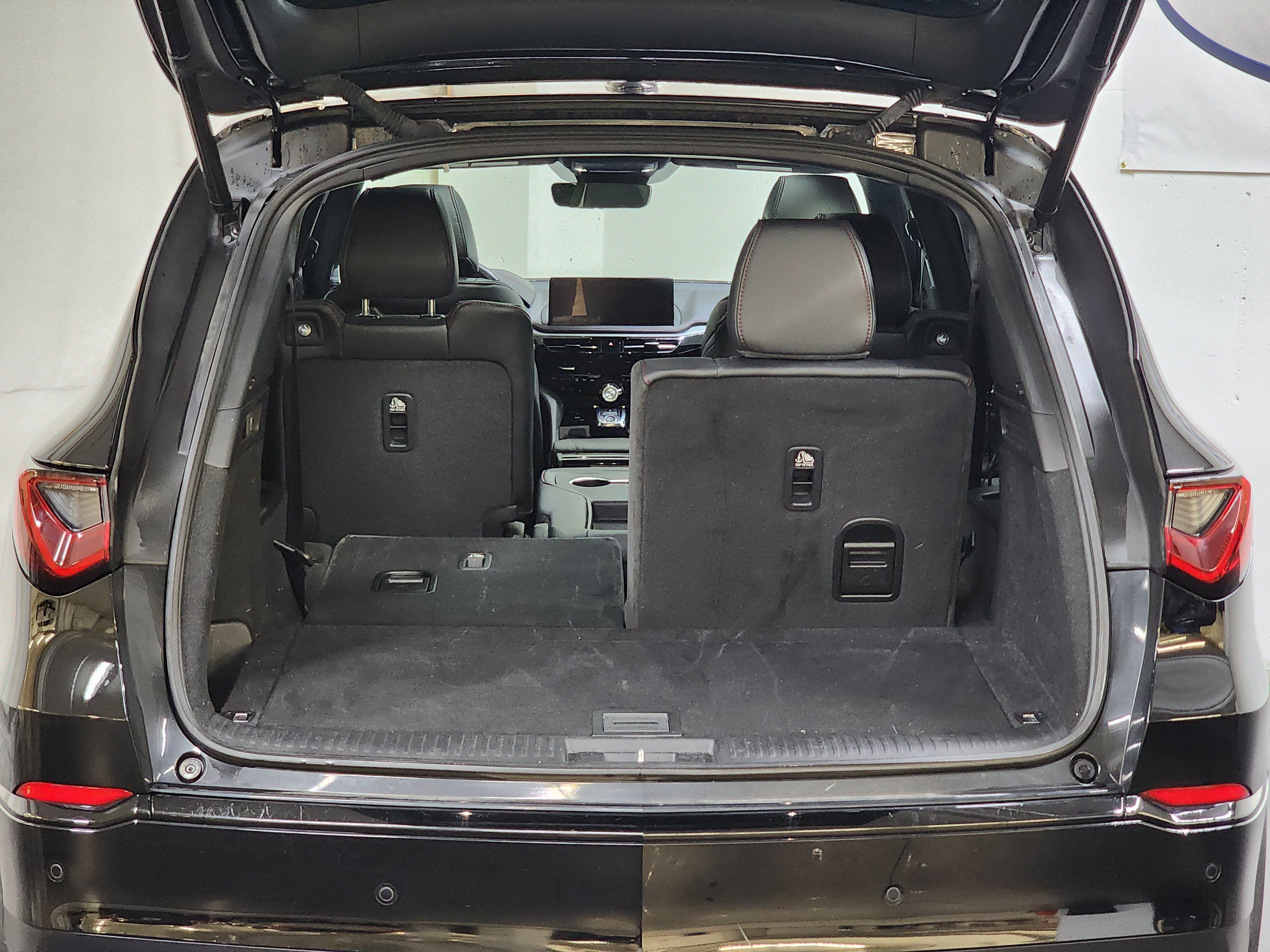 Certified 2025 Acura MDX A-Spec AWD/4WD image 8