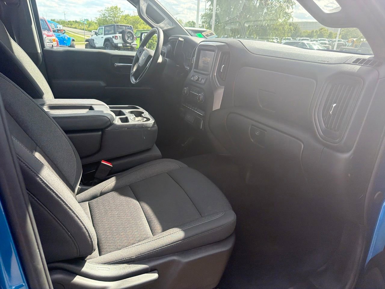 Used 2024 Chevrolet Silverado 1500 Custom AWD/4WD image 18