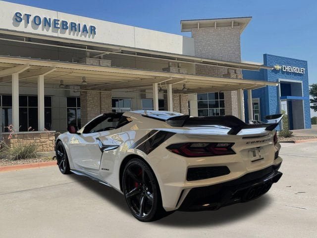 Used 2024 Chevrolet Corvette Z06 w/ Z07 Performance Package RWD image 5