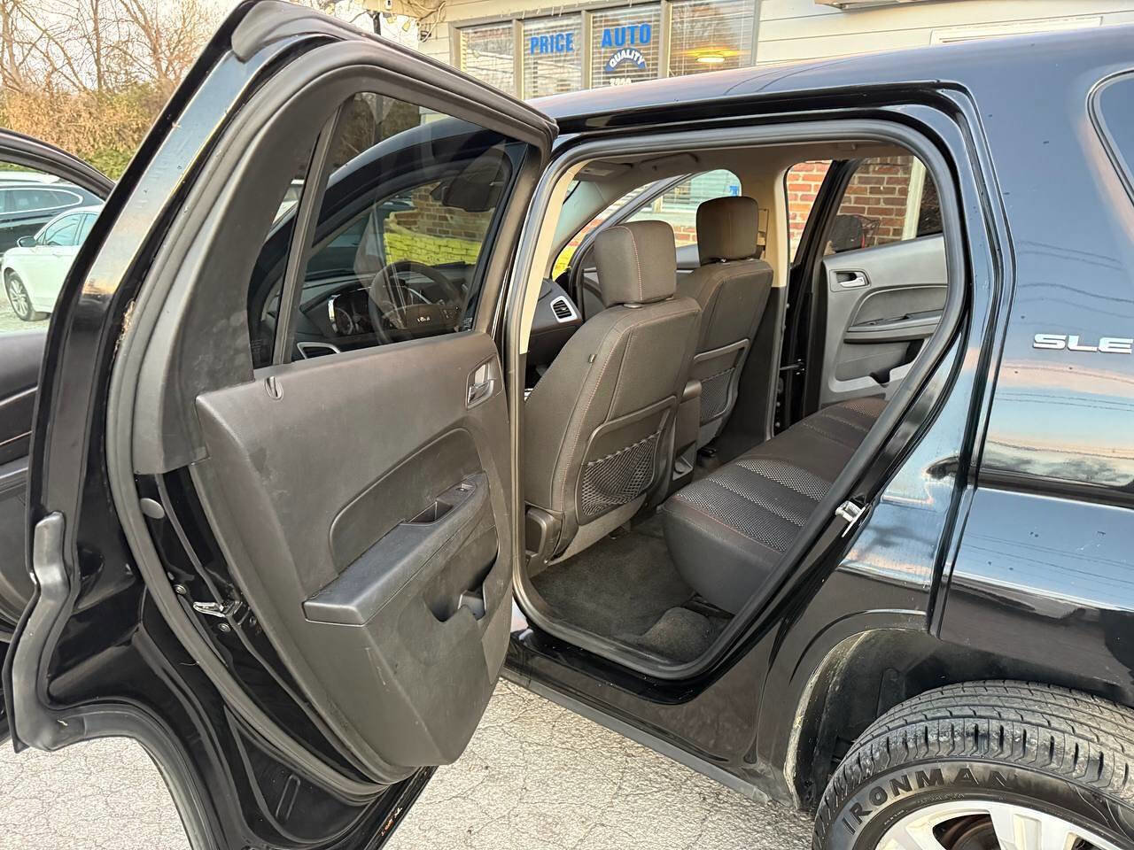 Used 2017 GMC Terrain SLE image 11