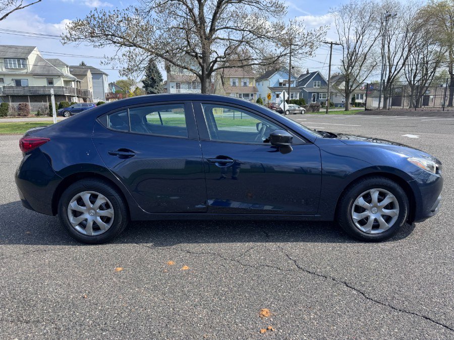 Used 2015 MAZDA MAZDA3 i SV FWD image 7