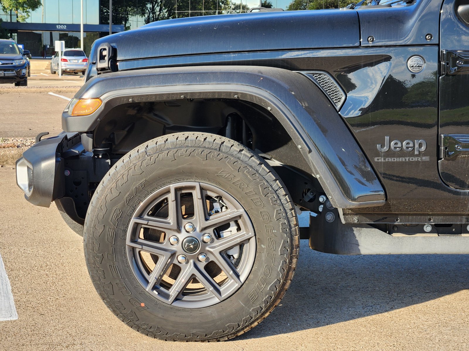 New 2026 Jeep Gladiator Sport AWD/4WD image 8
