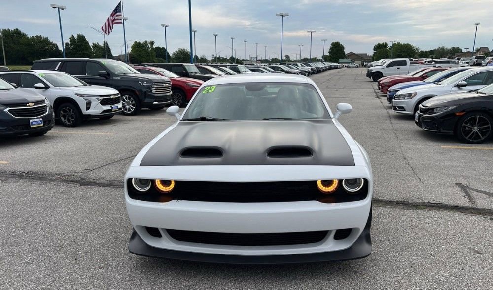 Used 2023 Dodge Challenger SRT Hellcat RWD image 2