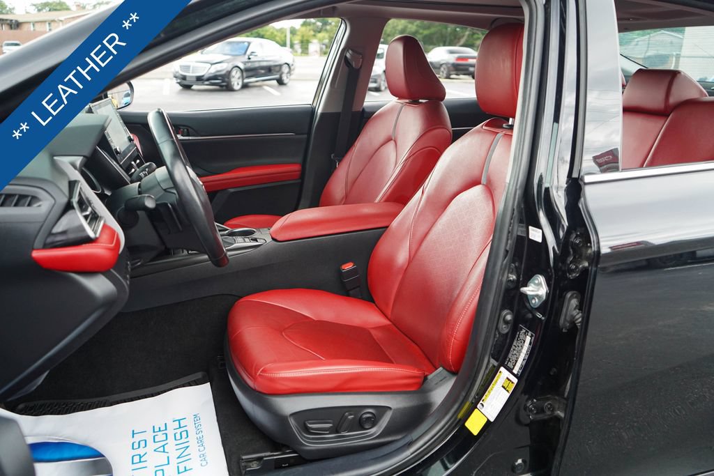 Used 2021 Toyota Camry XSE FWD image 6
