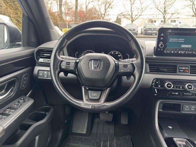 Certified 2024 Honda Pilot TrailSport image 13