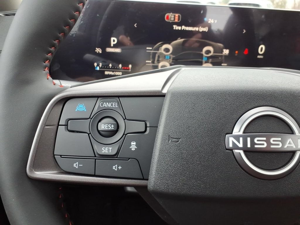 New 2026 Nissan Sentra SR w/ SR Premium Package FWD image 9