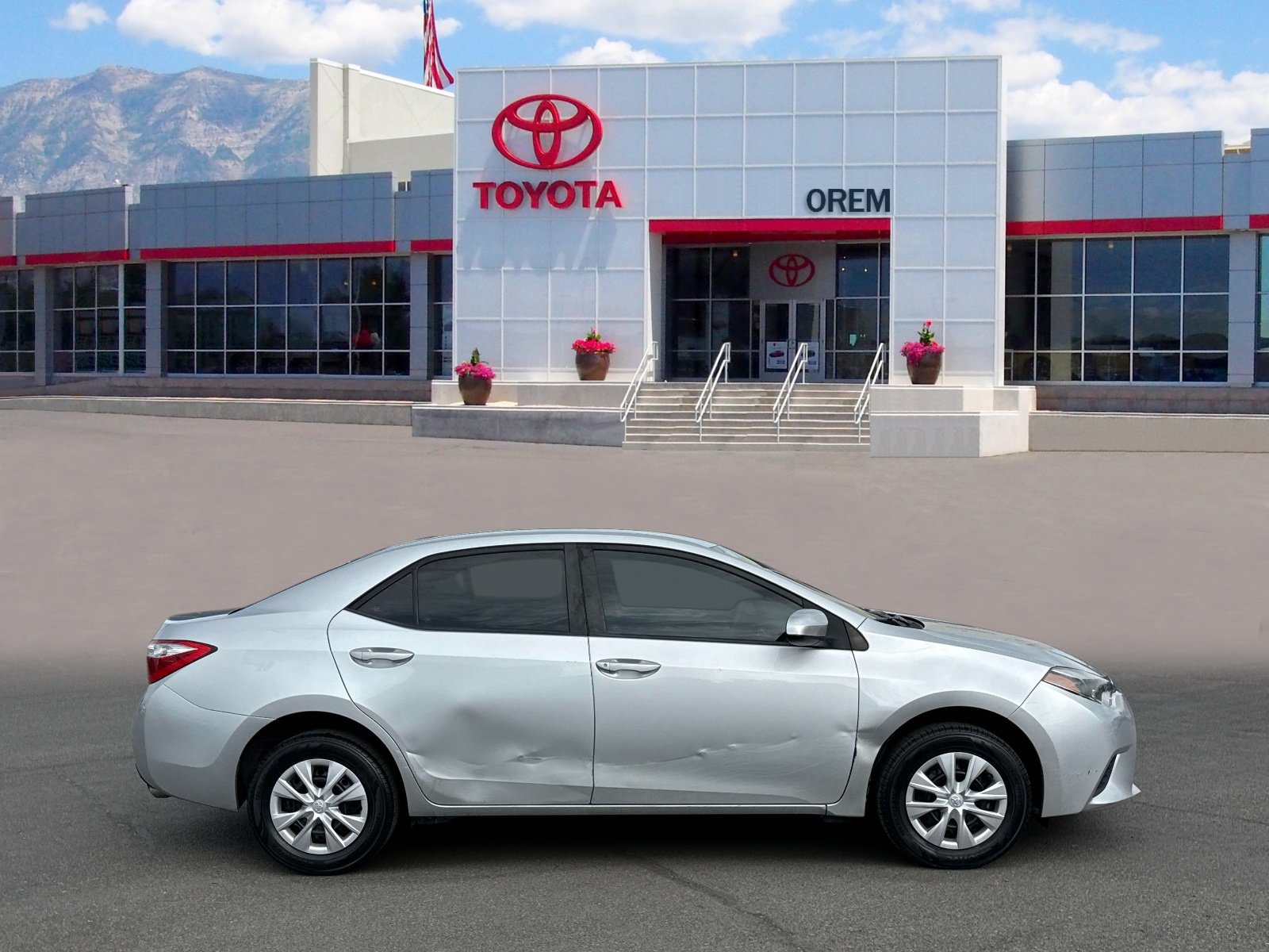 Used 2015 Toyota Corolla L FWD image 3