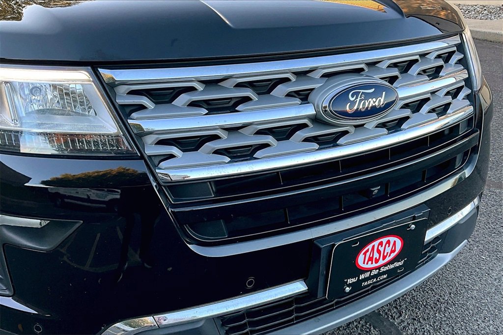 Used 2019 Ford Explorer Limited w/ Class III Trailer Tow Package image 31