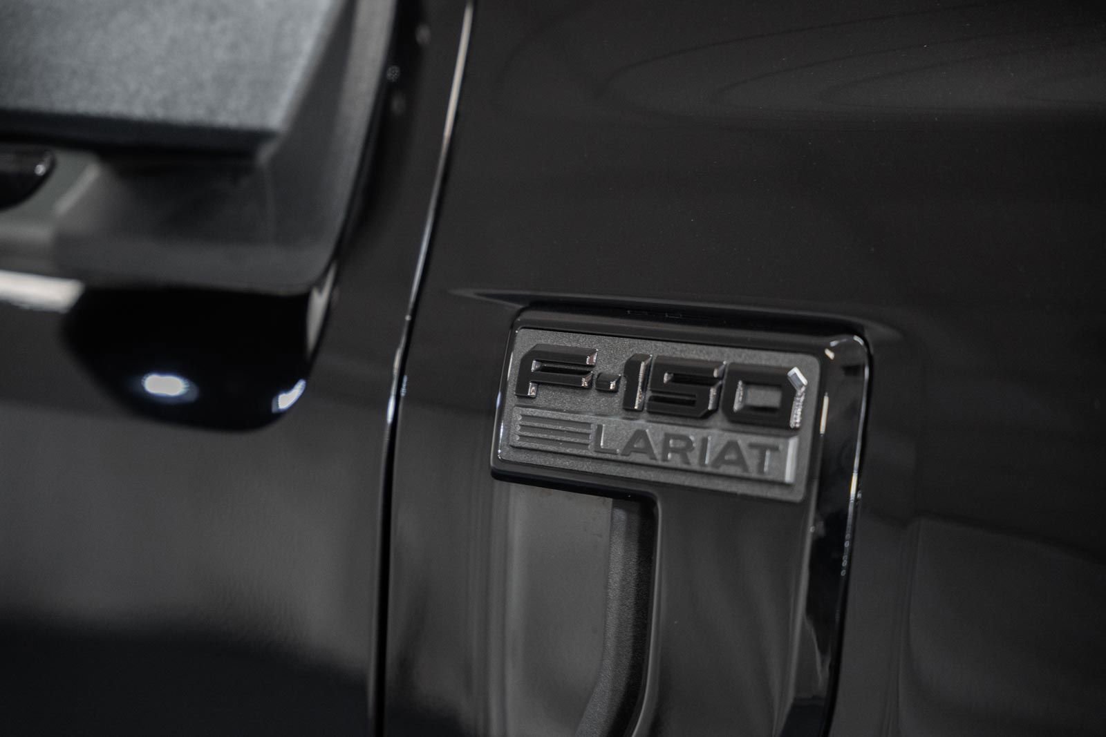 Certified 2022 Ford F150 Lariat w/ Equipment Group 502A High image 13