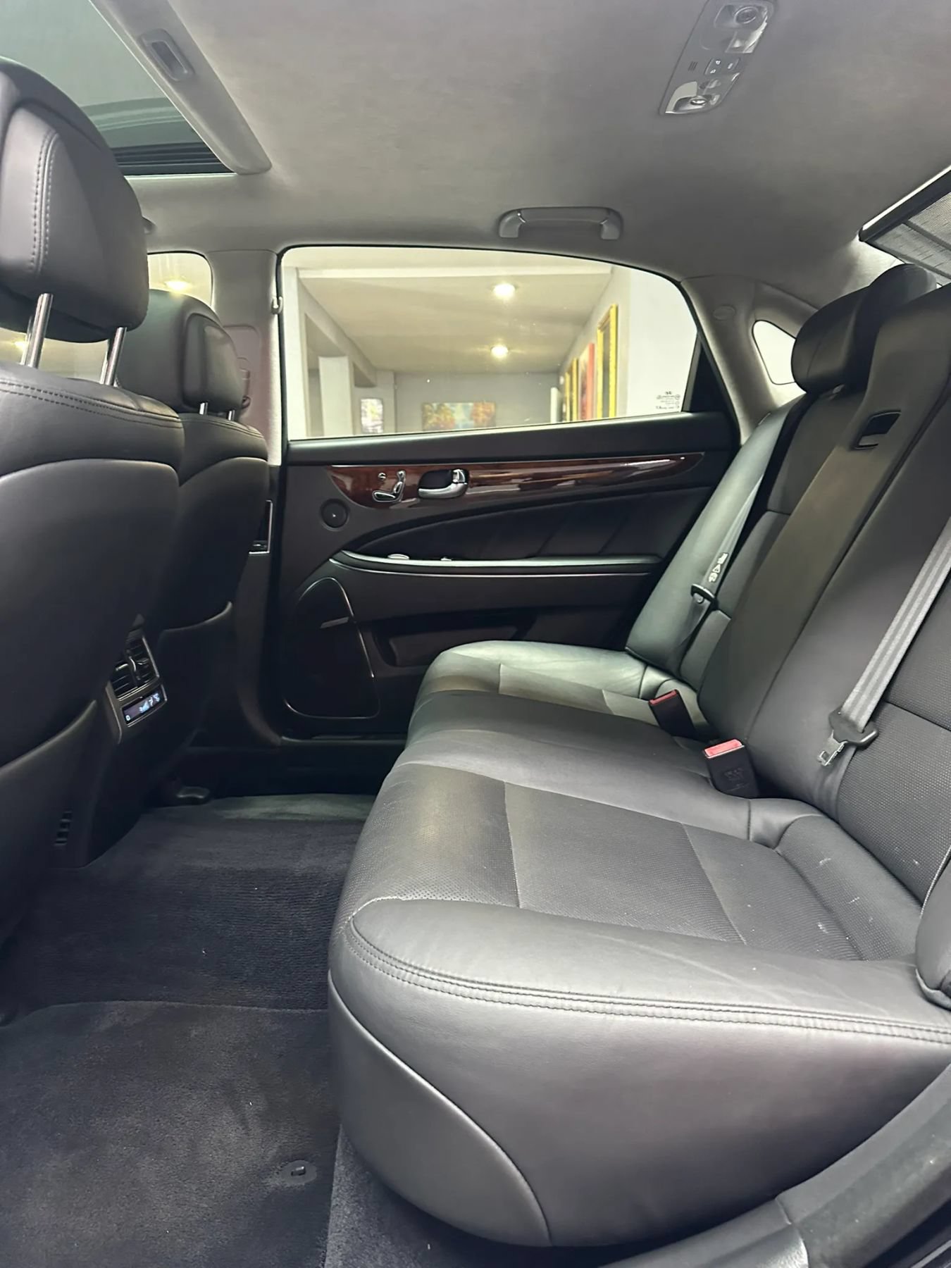 Used 2015 Hyundai Equus Signature RWD image 28