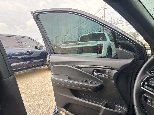 Used 2021 Honda Passport Touring image 13