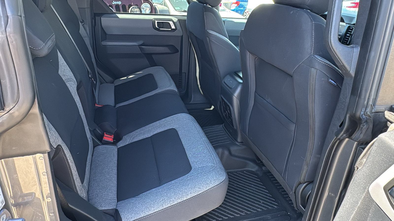 Used 2023 Ford Bronco 4-Door AWD/4WD image 11