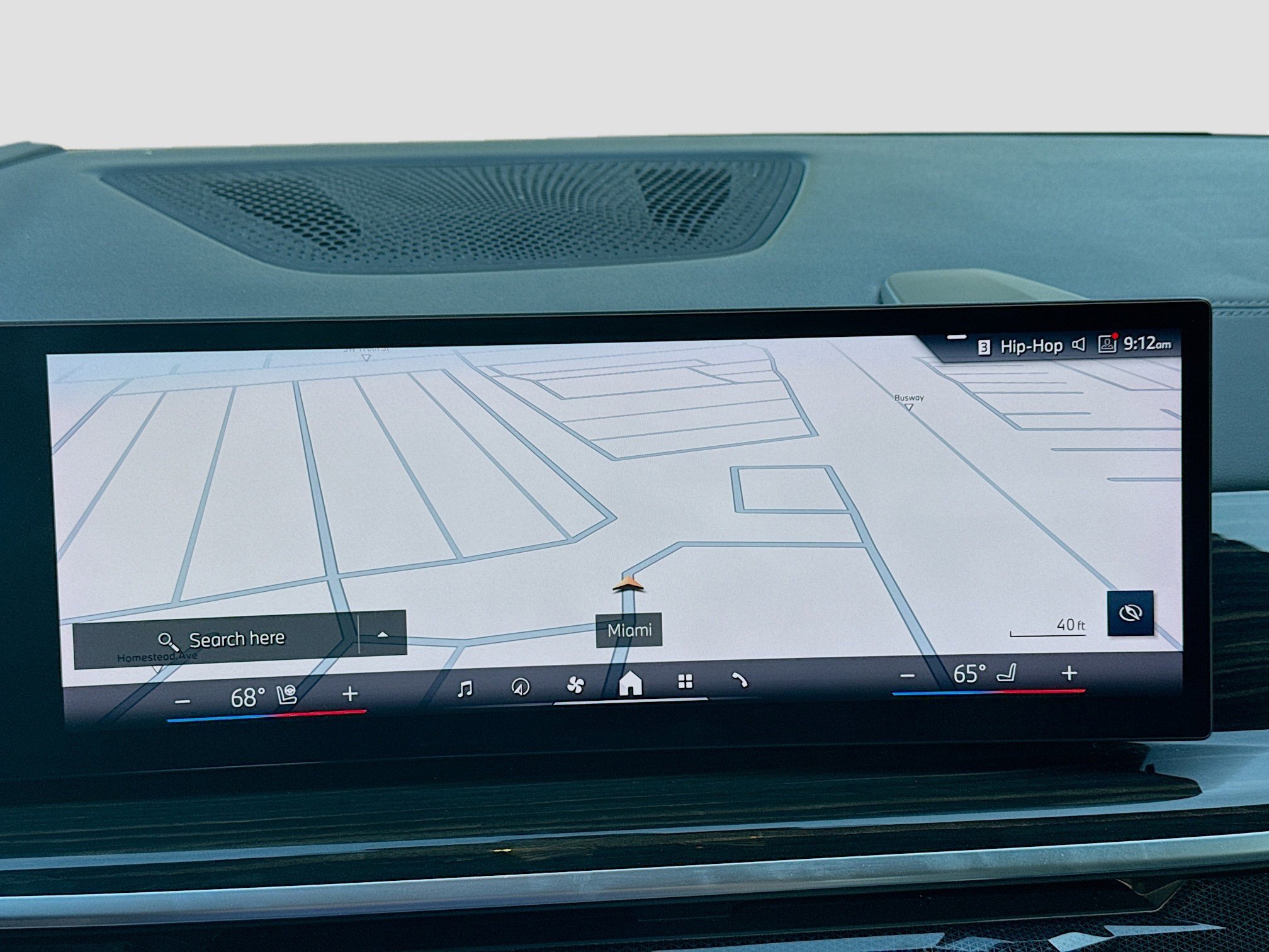 Used 2024 BMW X5 xDrive50e w/ Premium Package image 13