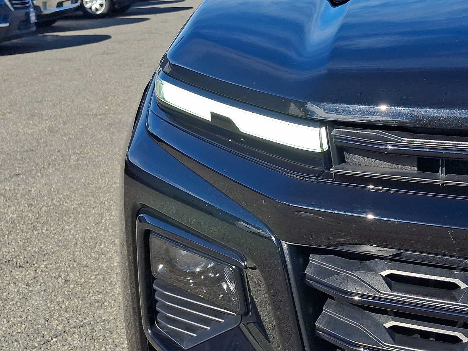 Certified 2024 Chevrolet Traverse LT w/ Midnight/Sport Edition AWD/4WD image 9