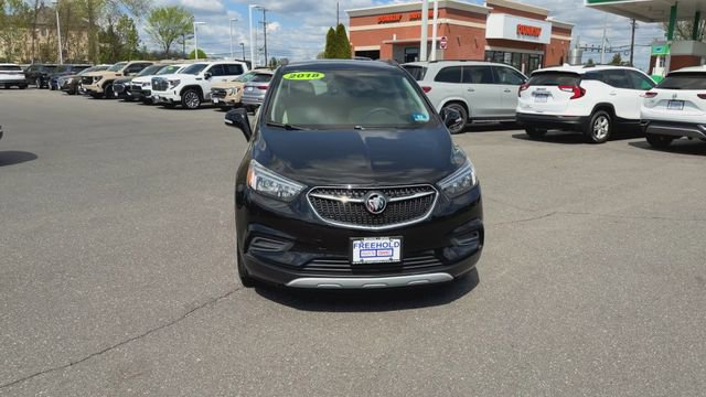 Certified 2018 Buick Encore Preferred FWD image 3